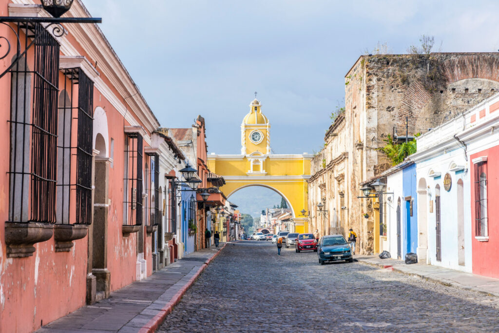 Santa Catalina Arch (Arco de Santa Catalina), Antigua, Guatemala